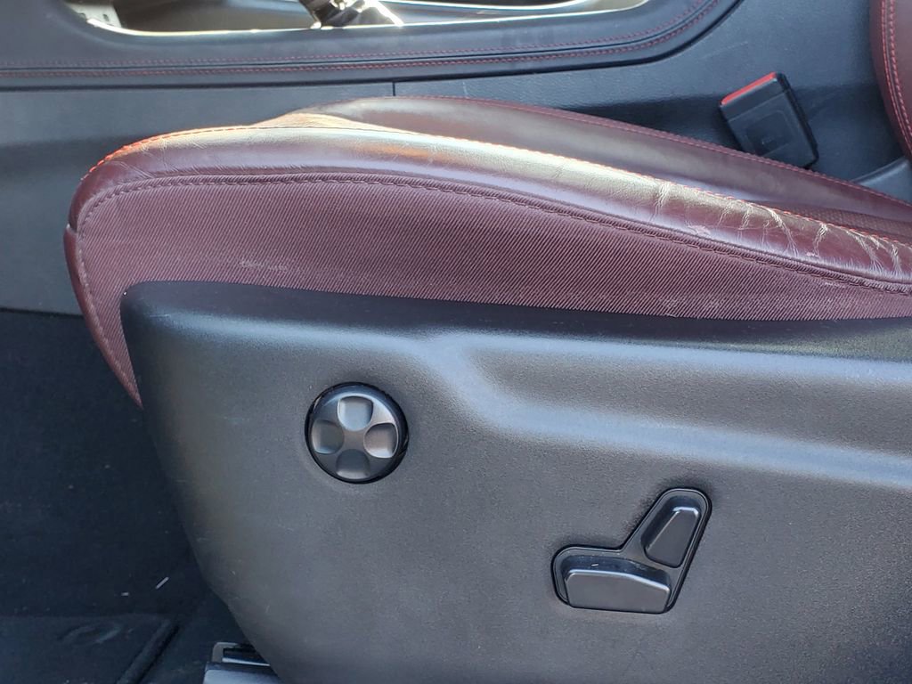 Used 2025 Dodge Durango GT image 12