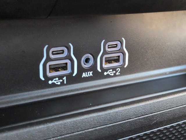 Used 2026 RAM 1500 Express AWD/4WD image 20
