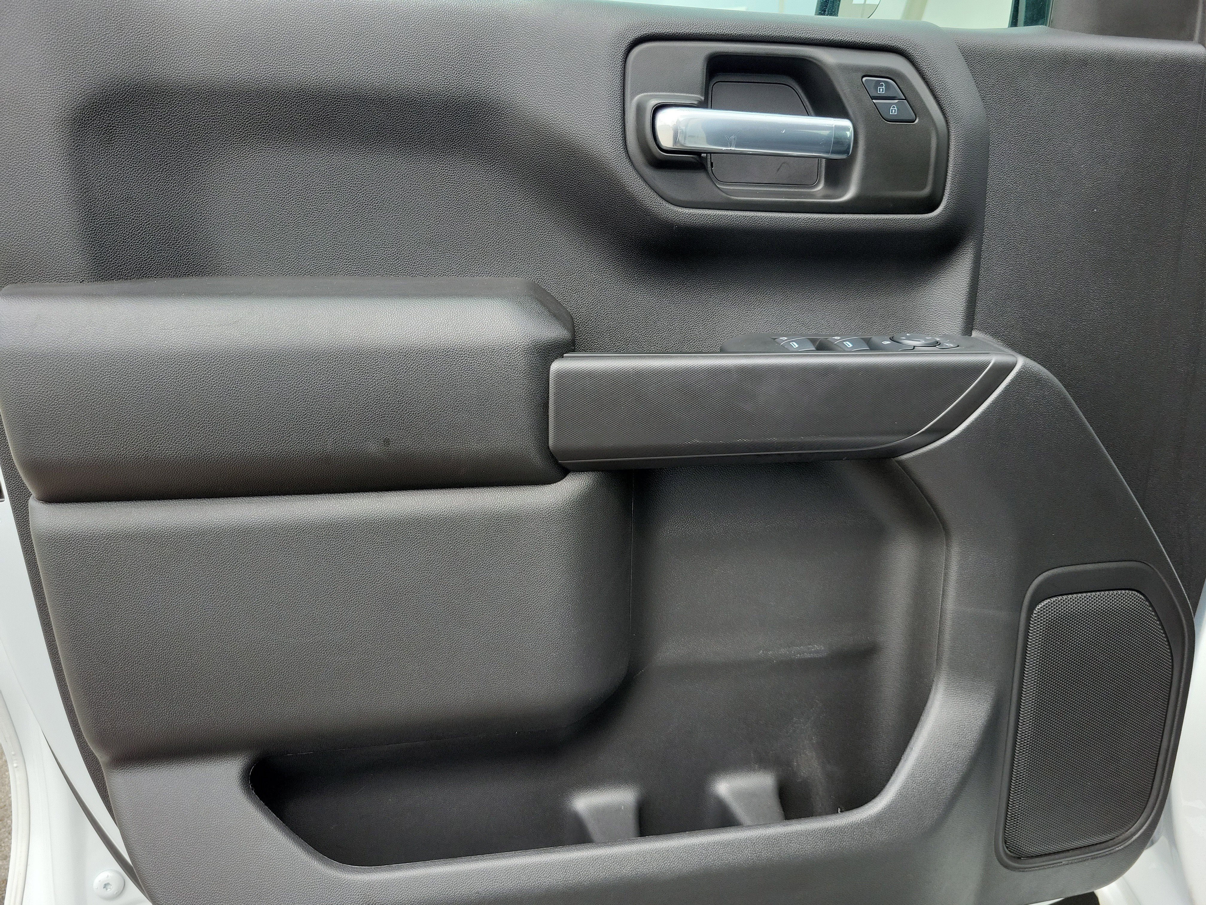 Used 2024 Chevrolet Silverado 1500 Custom RWD image 23