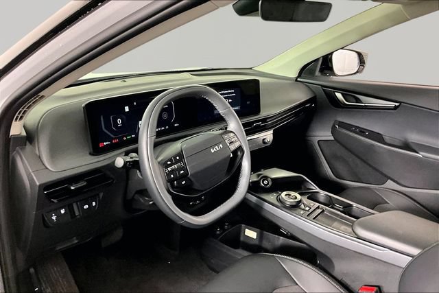New 2025 Kia EV6 Light w/ Light LR Technology Package RWD image 7