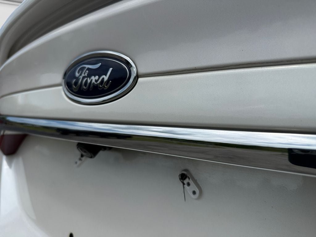 Used 2017 Ford Fusion Titanium FWD image 17
