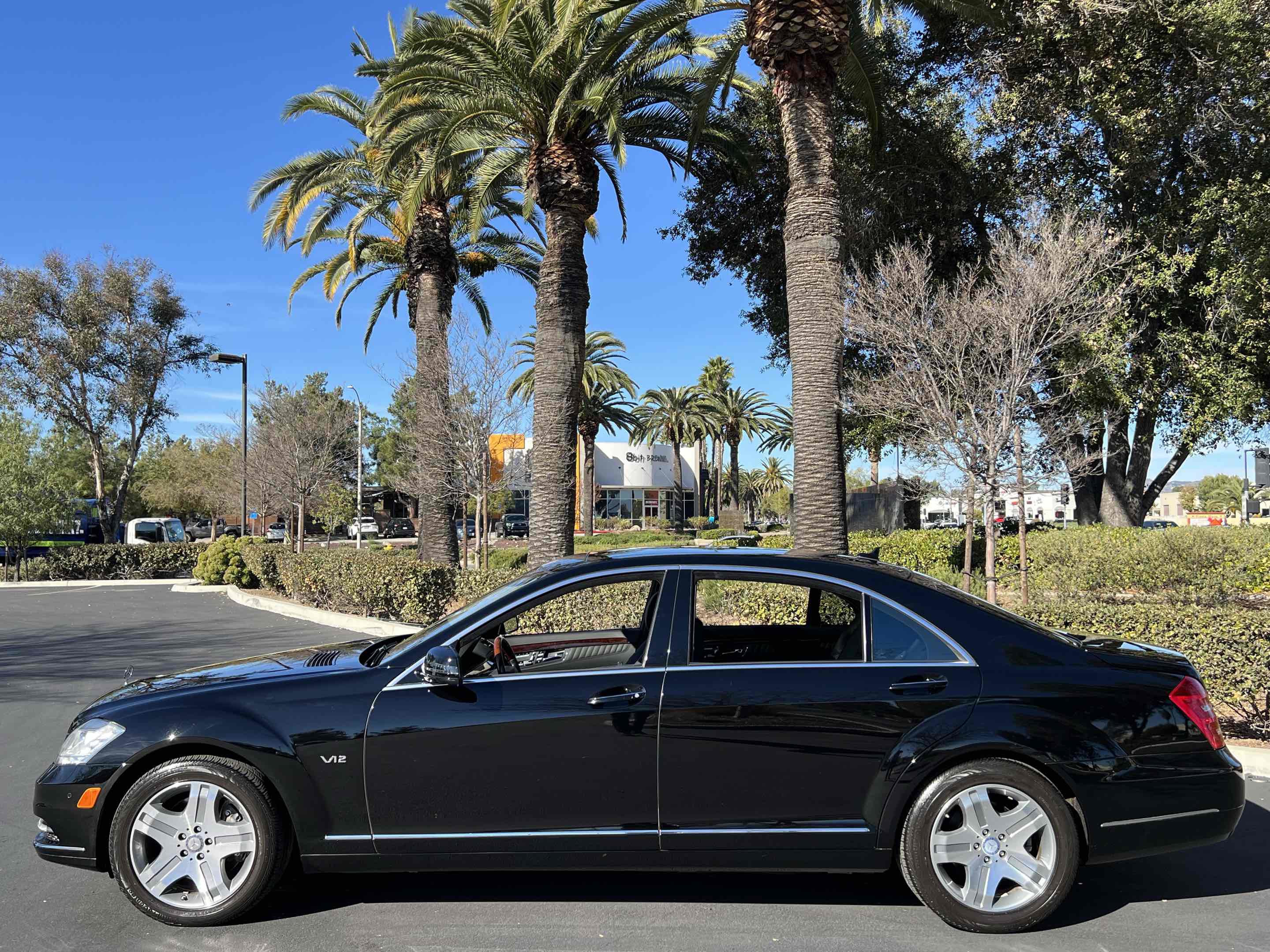 Used 2010 Mercedes-Benz S 600 image 19