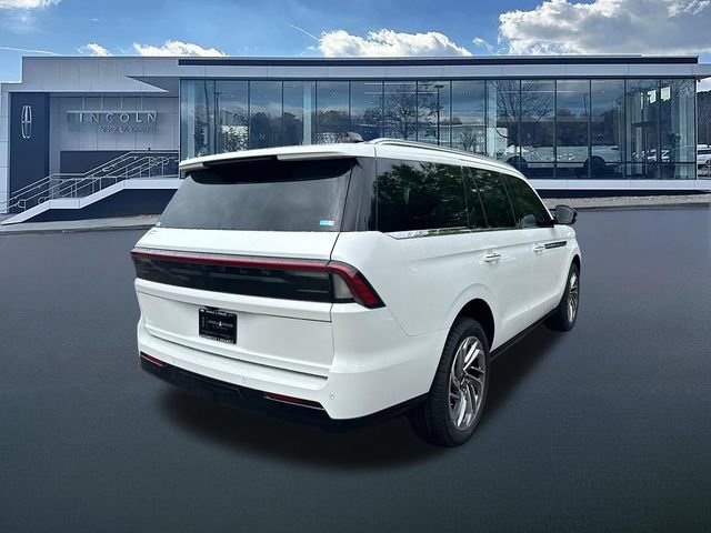 New 2026 Lincoln Navigator Reserve AWD/4WD image 8