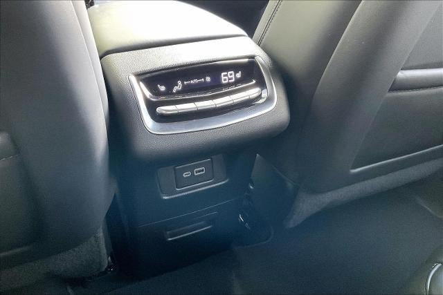 Used 2025 Cadillac XT6 Sport w/ Platinum Package AWD/4WD image 10