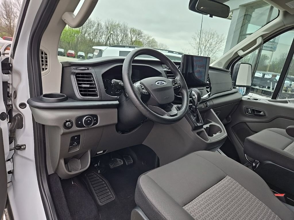Used 2023 Ford Transit 350 XLT RWD image 32