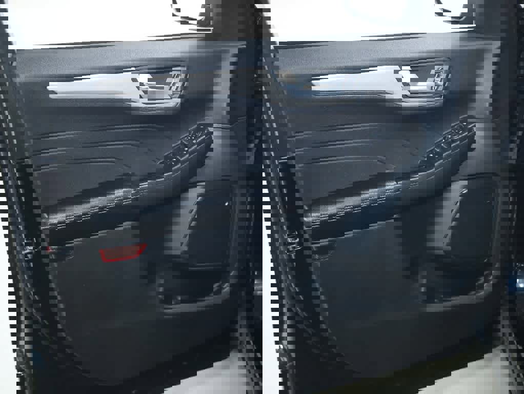 Used 2021 Ford Escape SE w/ Convenience Package image 15