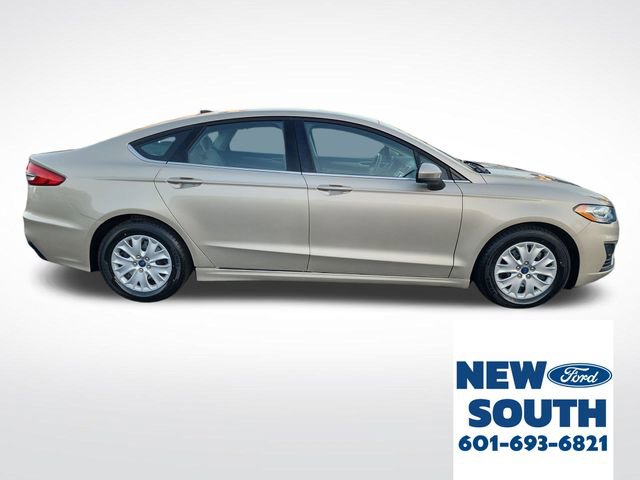 Used 2019 Ford Fusion S image 5