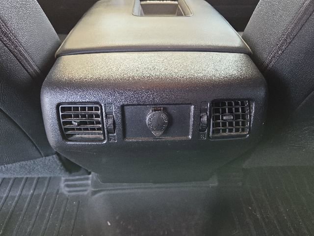 Used 2016 Toyota Tundra Limited AWD/4WD image 47