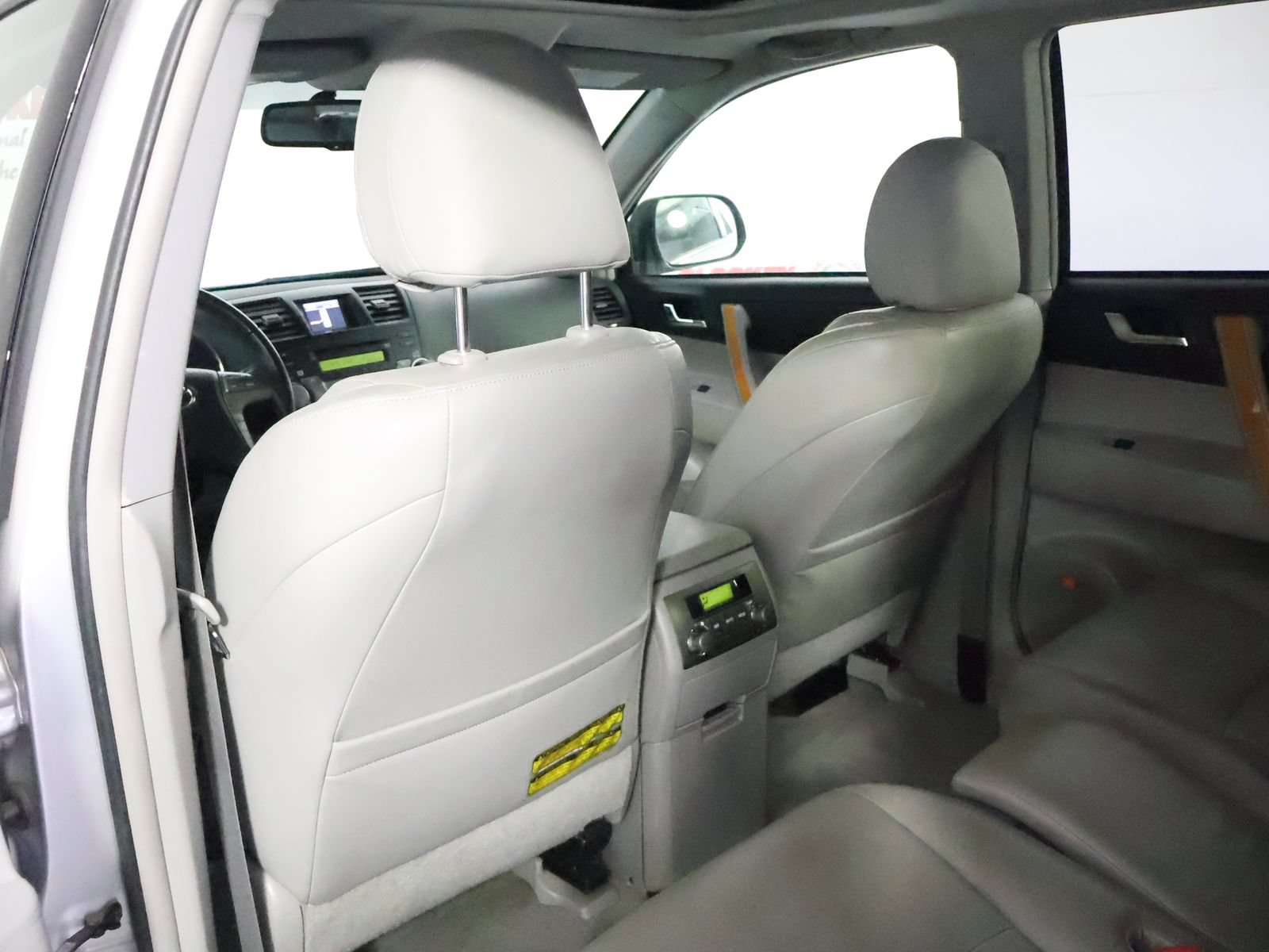 Used 2008 Toyota Highlander Limited AWD/4WD image 46