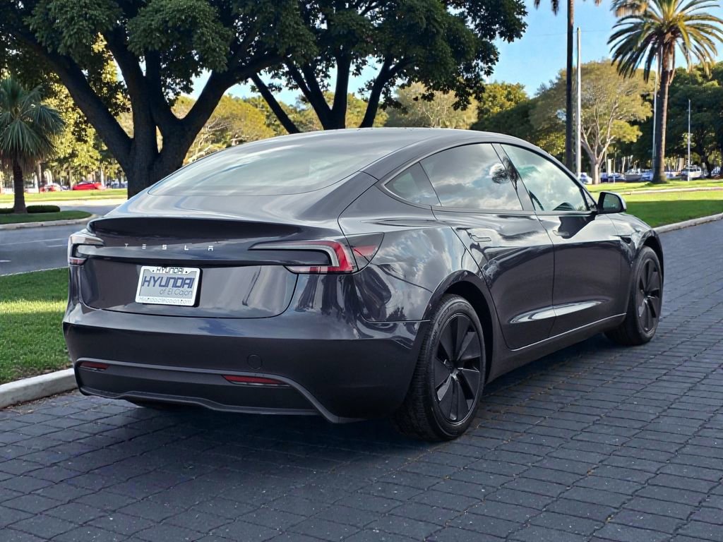 Used 2024 Tesla Model 3 Standard Range image 5