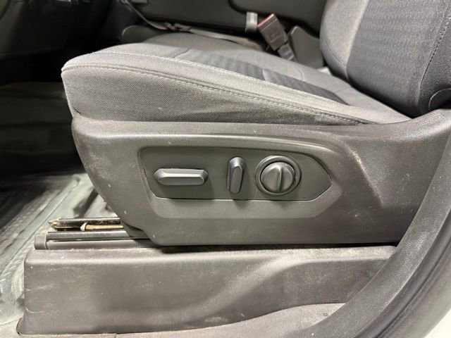 Certified 2022 Chevrolet Silverado 2500 LT w/ Convenience Package image 11