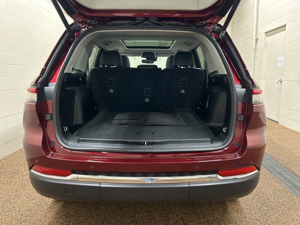 Used 2022 Jeep Grand Cherokee Limited 4xe w/ Luxury Tech Group II image 11