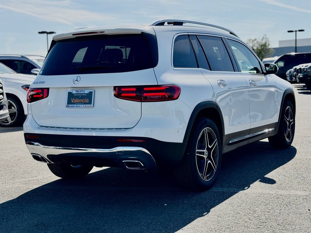 New 2026 Mercedes-Benz GLB 250 image 8