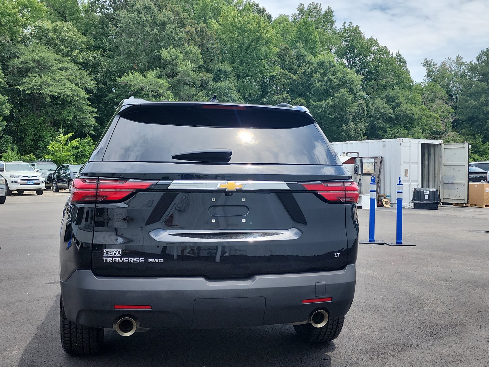 Used 2023 Chevrolet Traverse LT w/ LPO, Floor Liner Package AWD/4WD image 4