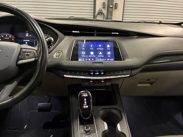 Certified 2023 Cadillac XT4 Premium Luxury w/ Cold Weather Package FWD image 18