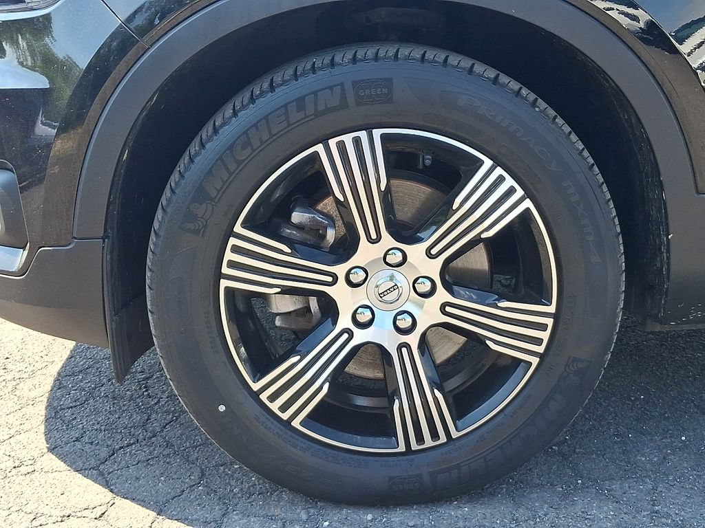 Used 2021 Volvo XC40 T5 Inscription w/ Climate Package AWD/4WD image 13