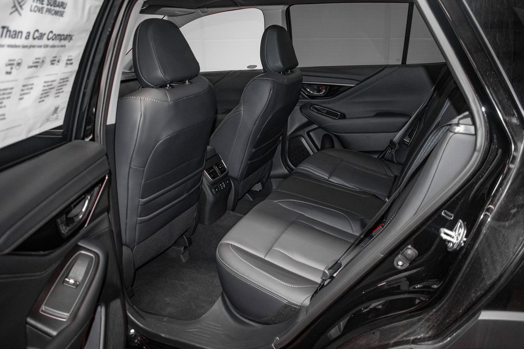 Used 2025 Subaru Outback Limited image 19