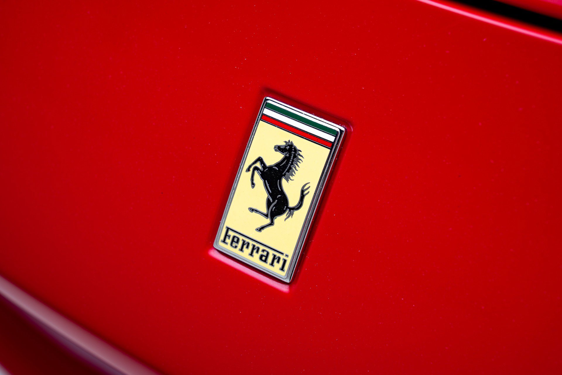 Used 2018 Ferrari 488 GTB image 14