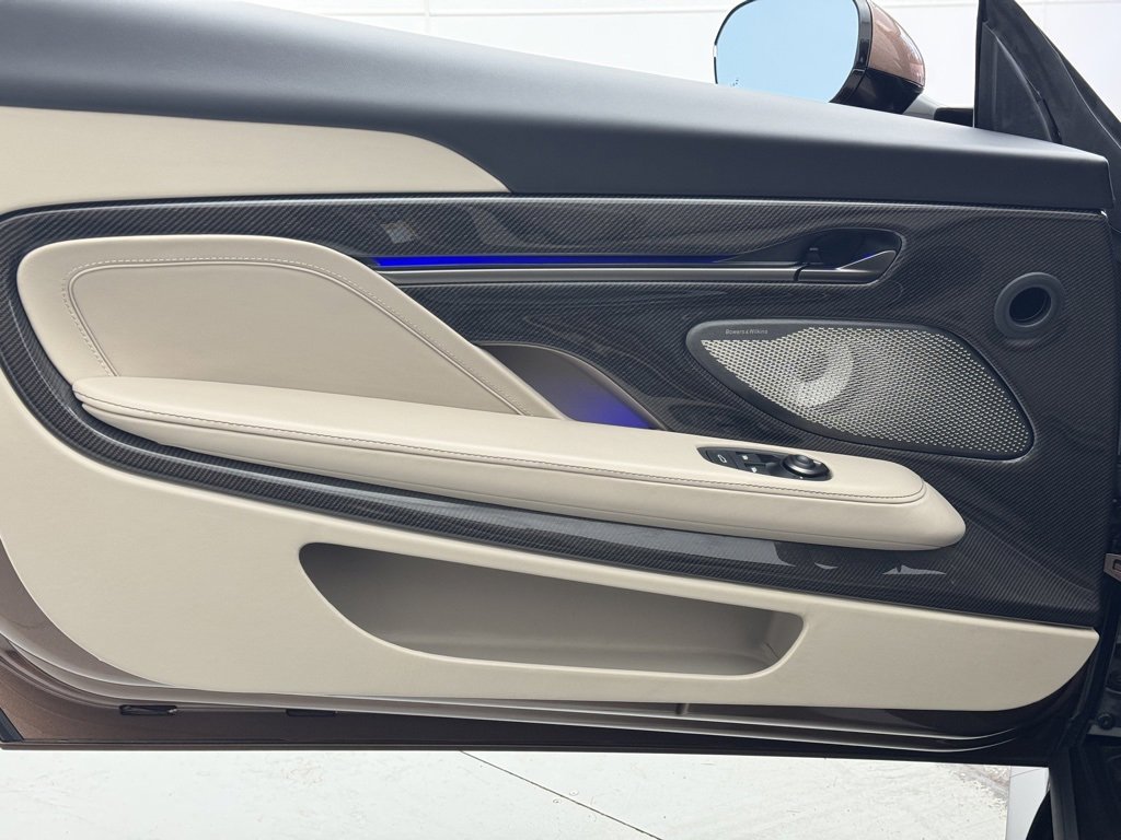 New 2026 Aston Martin Vanquish Convertible image 11