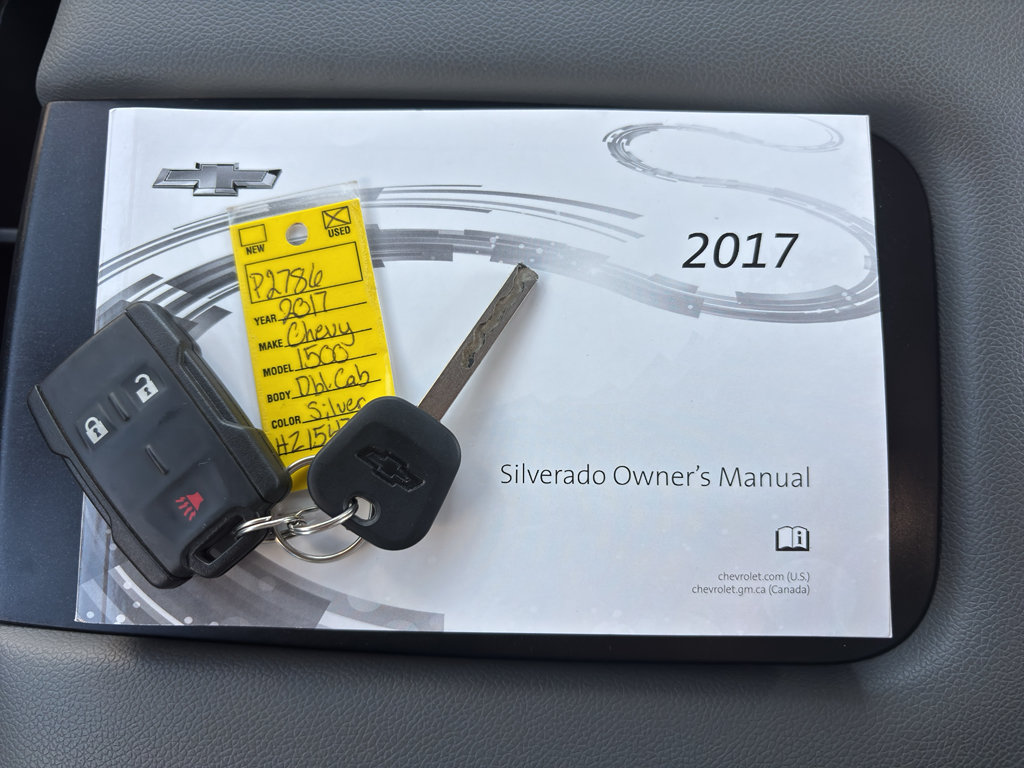 Used 2017 Chevrolet Silverado 1500 W/T AWD/4WD image 17