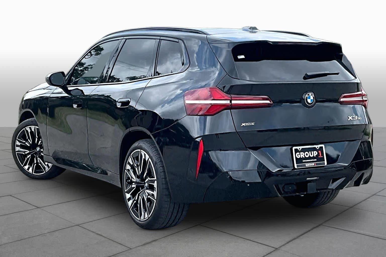 Used 2026 BMW X3 xDrive30 w/ M Sport Package AWD/4WD image 11