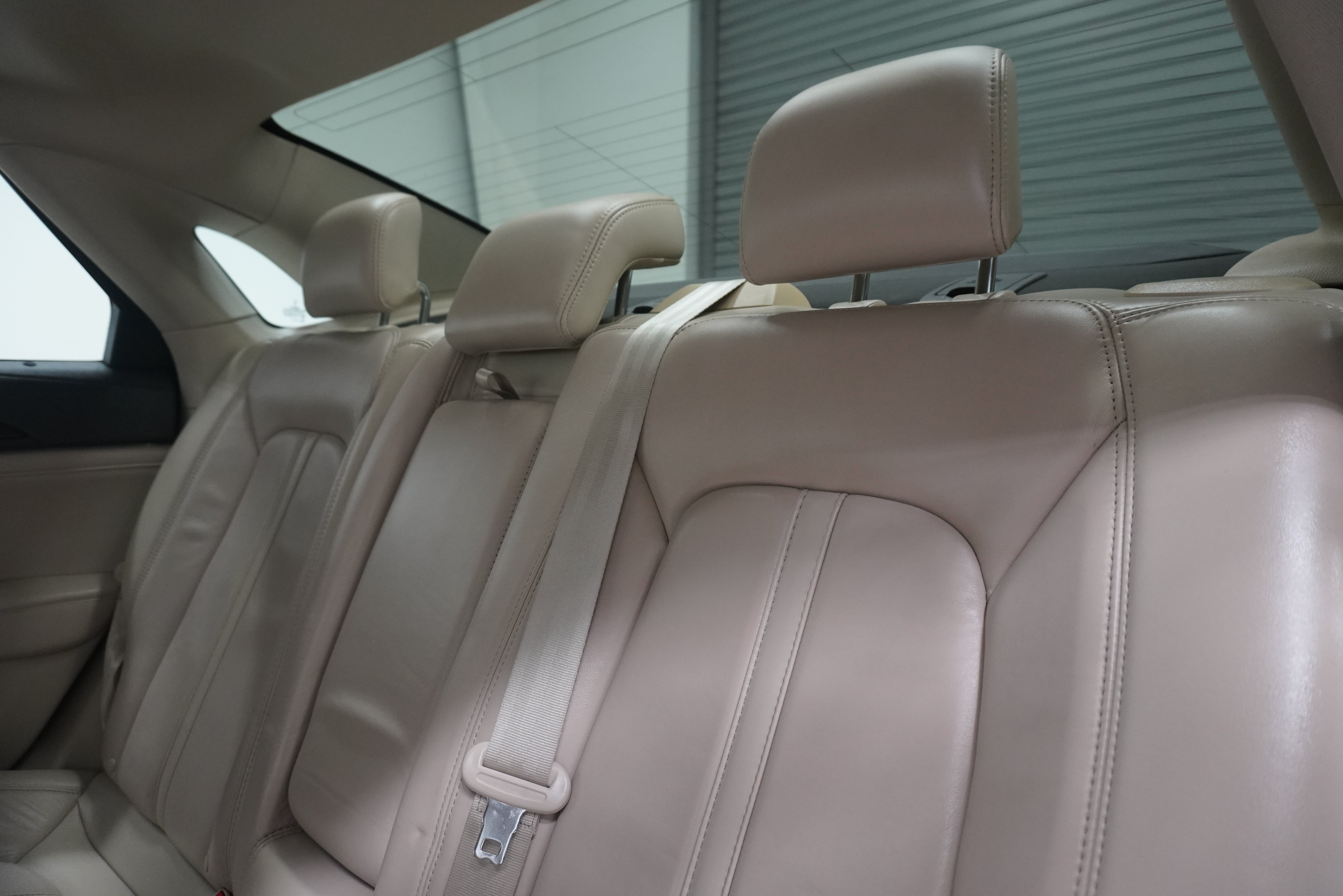 Used 2019 Lincoln MKZ Reserve w/ Reserve Plus Package FWD image 13