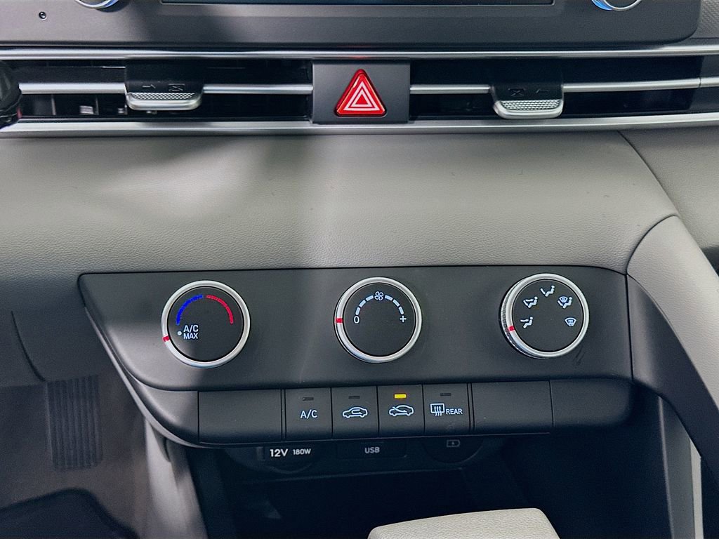 New 2026 Hyundai Elantra SE w/ Cargo Package image 13