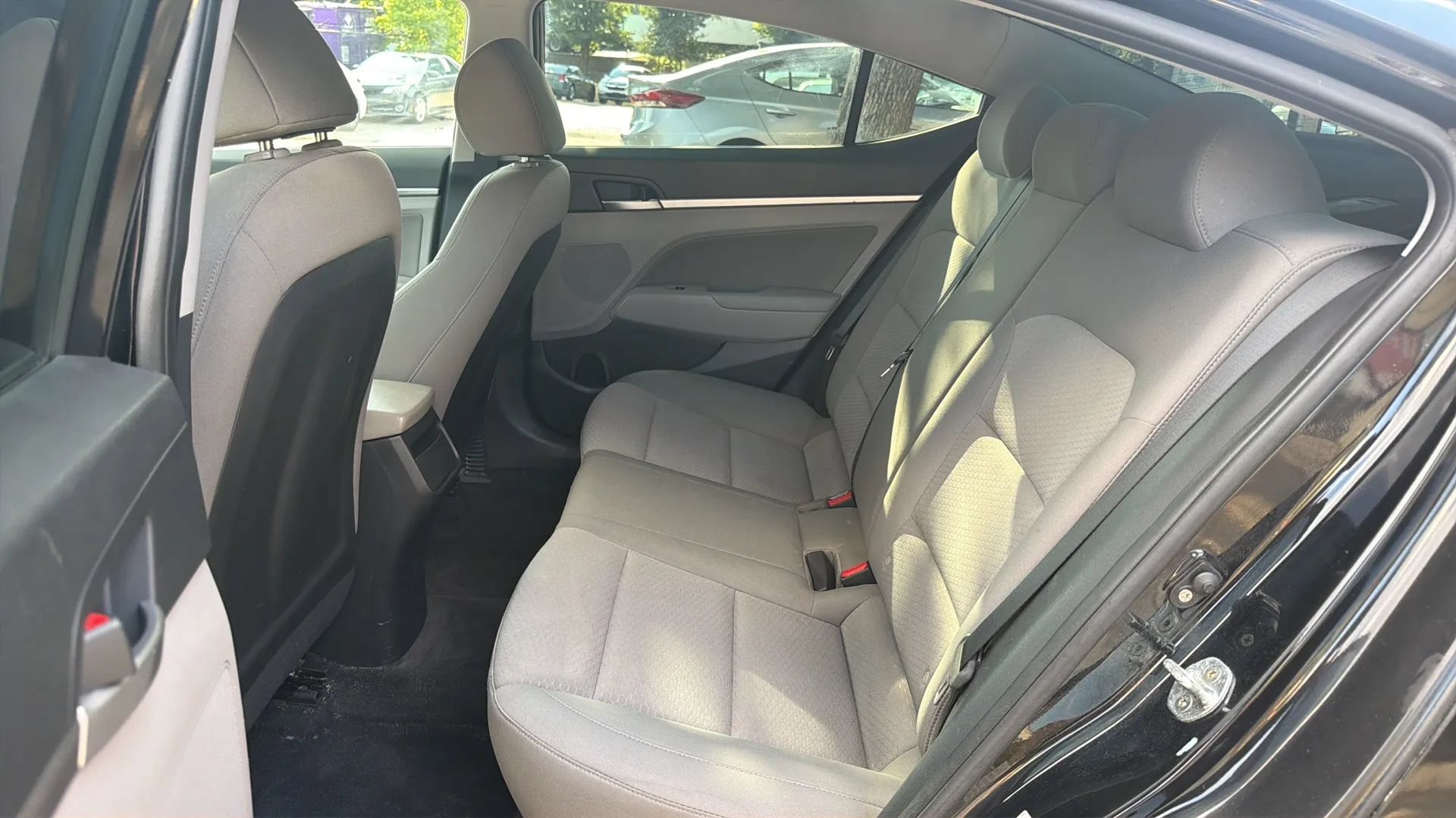 Used 2019 Hyundai Elantra Value Edition FWD image 16