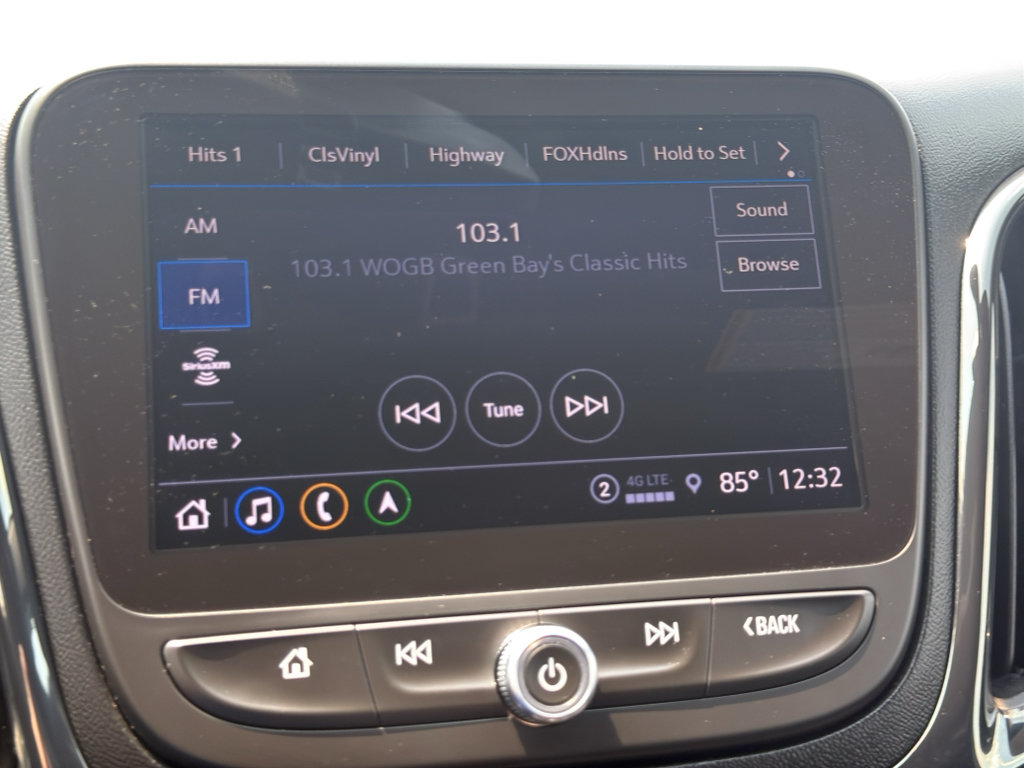 Certified 2022 Chevrolet Equinox RS w/ Infotainment Package AWD/4WD image 18
