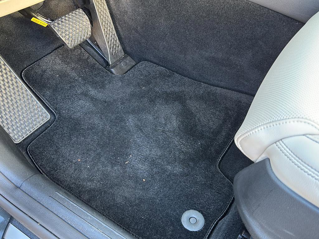 Certified 2026 Genesis GV70 2.5T image 17