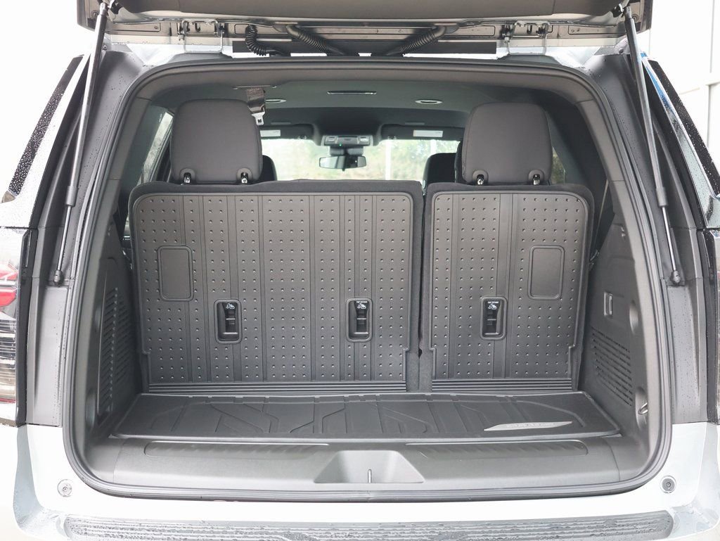New 2026 Chevrolet Tahoe LS w/ LPO, Dark Essentials Package image 28