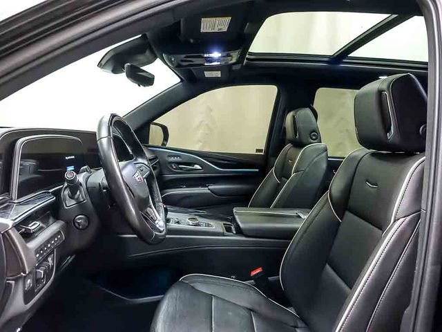 Used 2022 Cadillac Escalade Sport w/ Touring Package AWD/4WD image 9