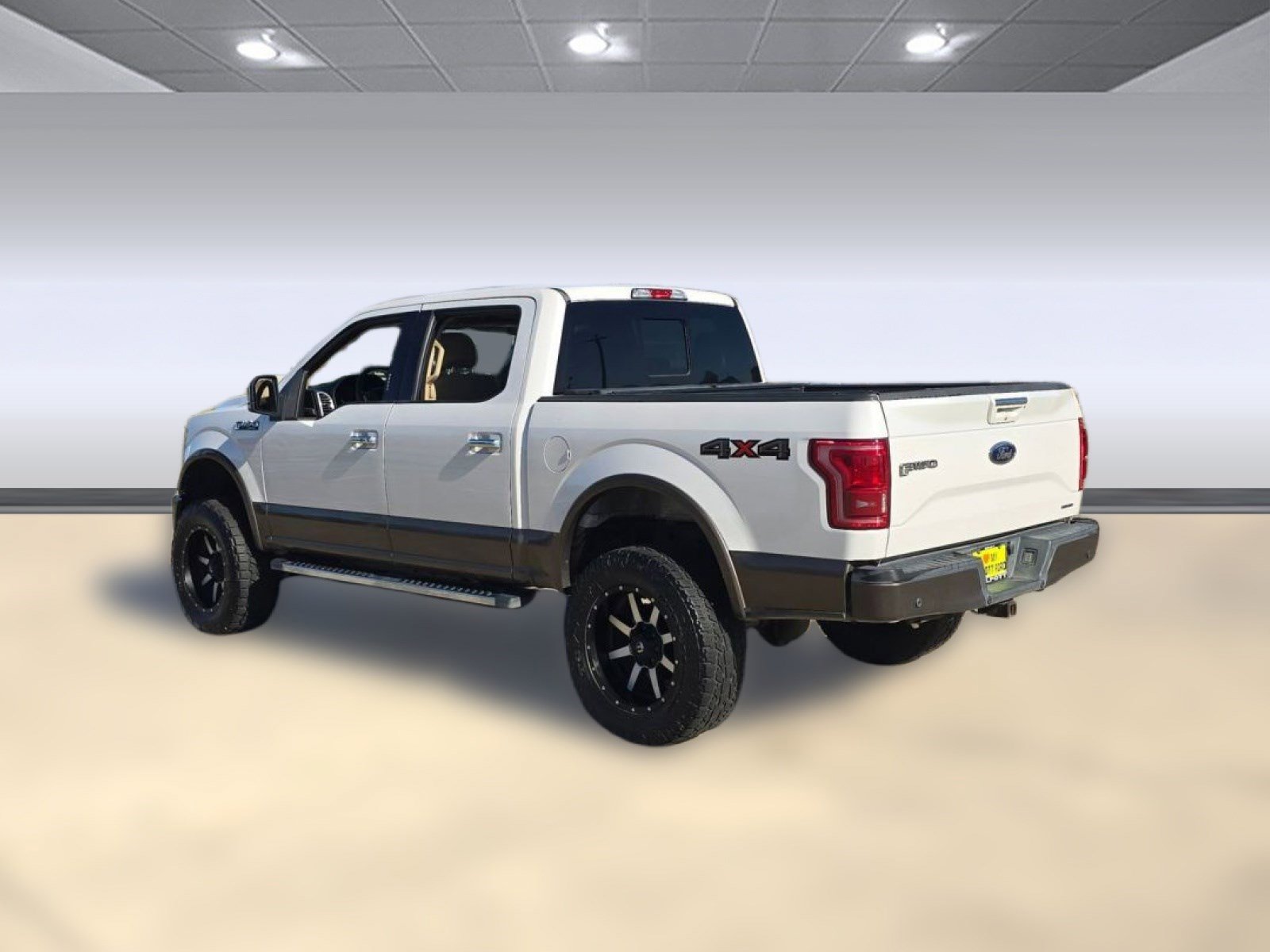 Used 2015 Ford F150 Lariat image 3
