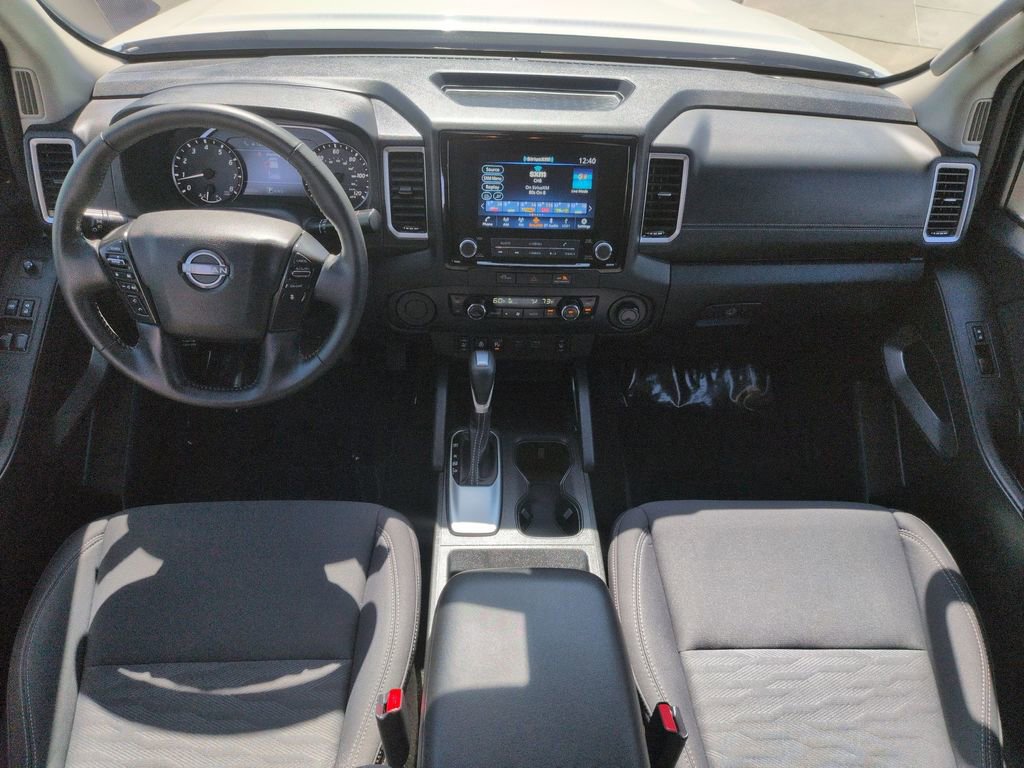 Used 2024 Nissan Frontier SV w/ SV Convenience Package image 14