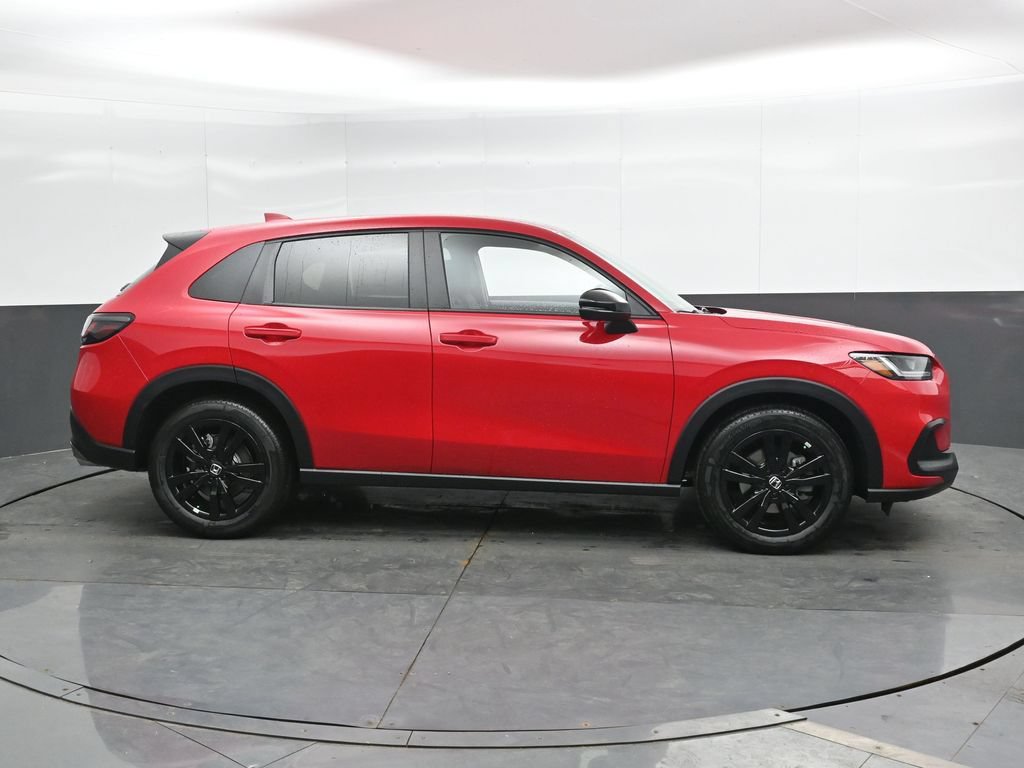 New 2026 Honda HR-V Sport image 3