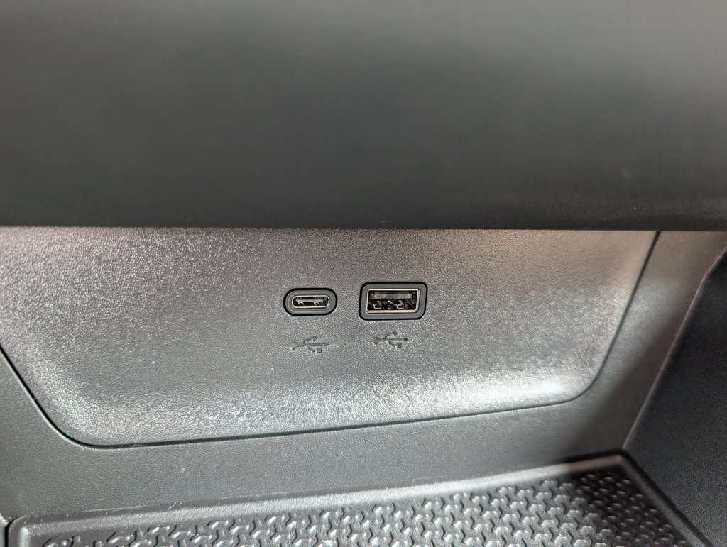 New 2026 Chevrolet Equinox ACTIV image 24