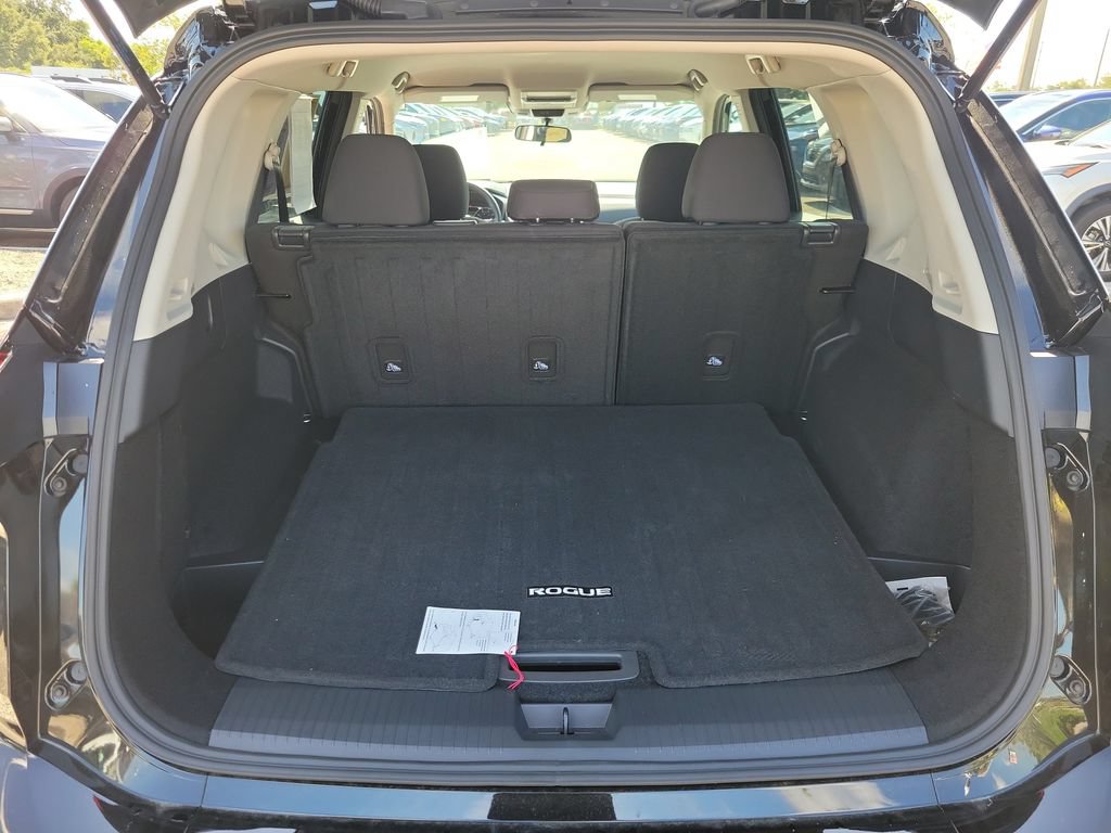 Certified 2026 Nissan Rogue S FWD image 7