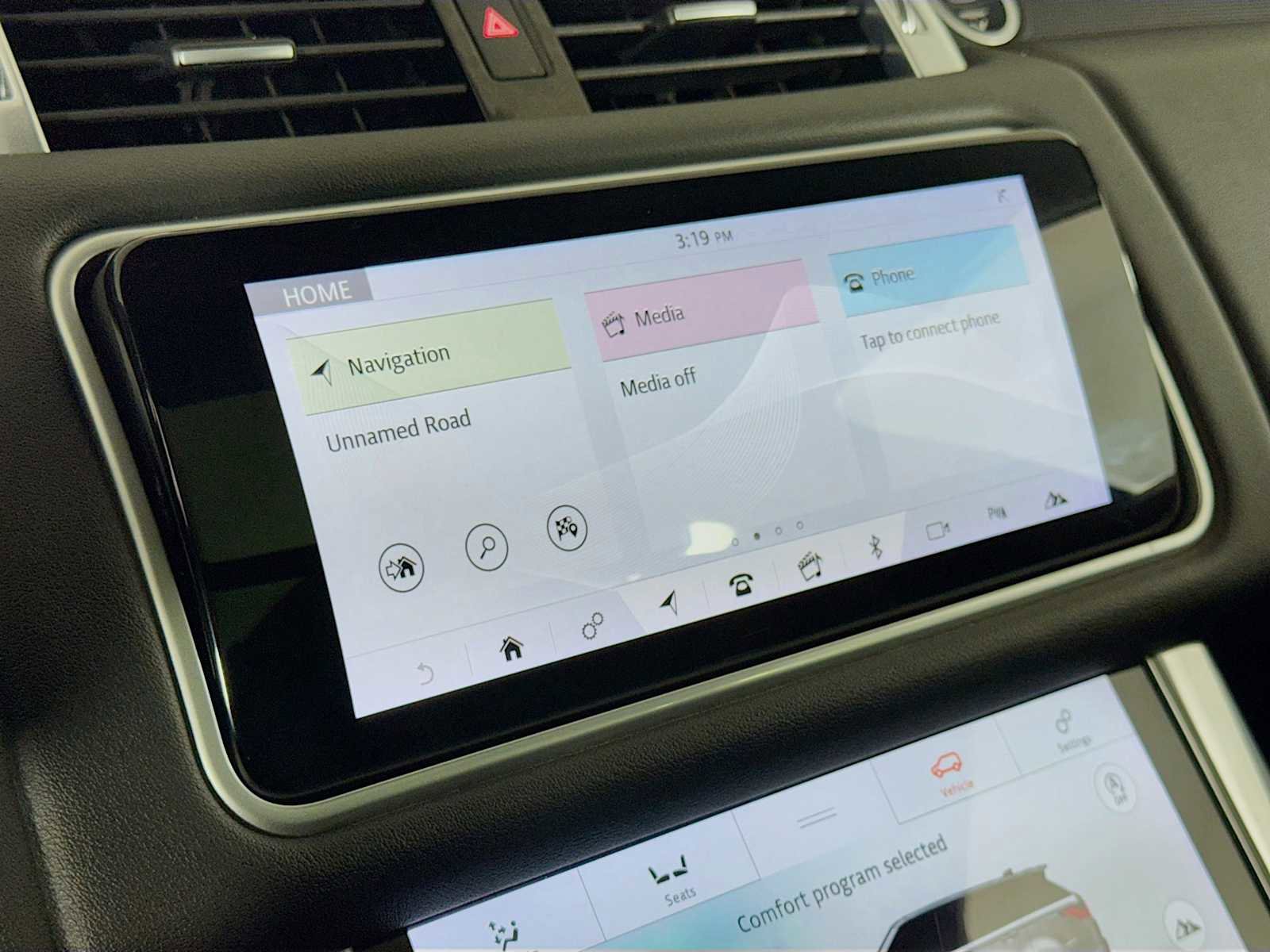 Used 2020 Land Rover Range Rover Sport HSE image 15