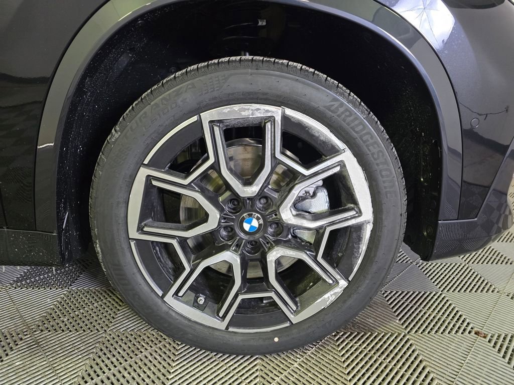 New 2026 BMW X1 xDrive28i w/ Technology Package image 2