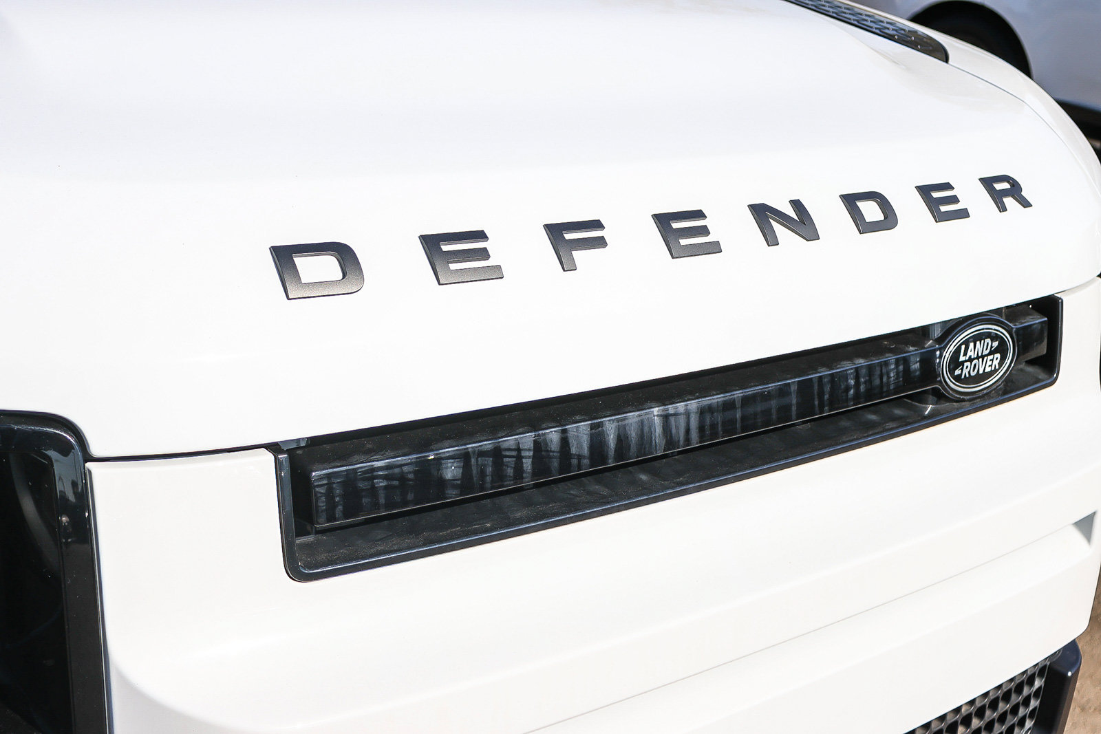 New 2026 Land Rover Defender 110 X-Dynamic SE AWD/4WD image 12