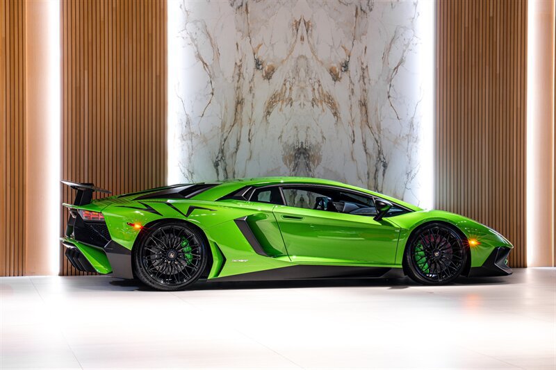 Used 2016 Lamborghini Aventador LP 750-4 Superveloce AWD/4WD image 7