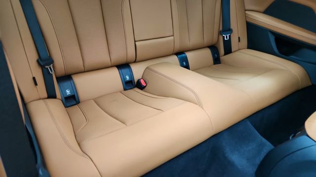 Used 2026 BMW M440i Coupe RWD image 26