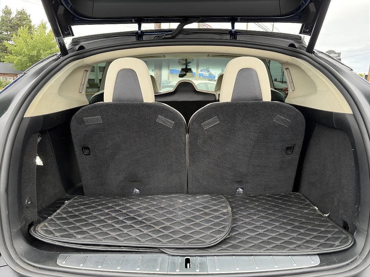 Used 2017 Tesla Model X 100D AWD/4WD image 9