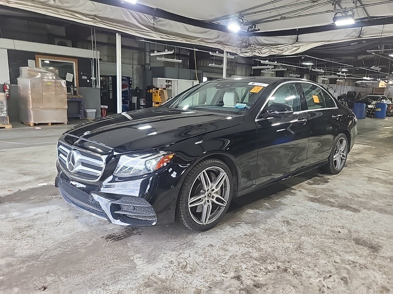 Used 2019 Mercedes-Benz E 300 image 2