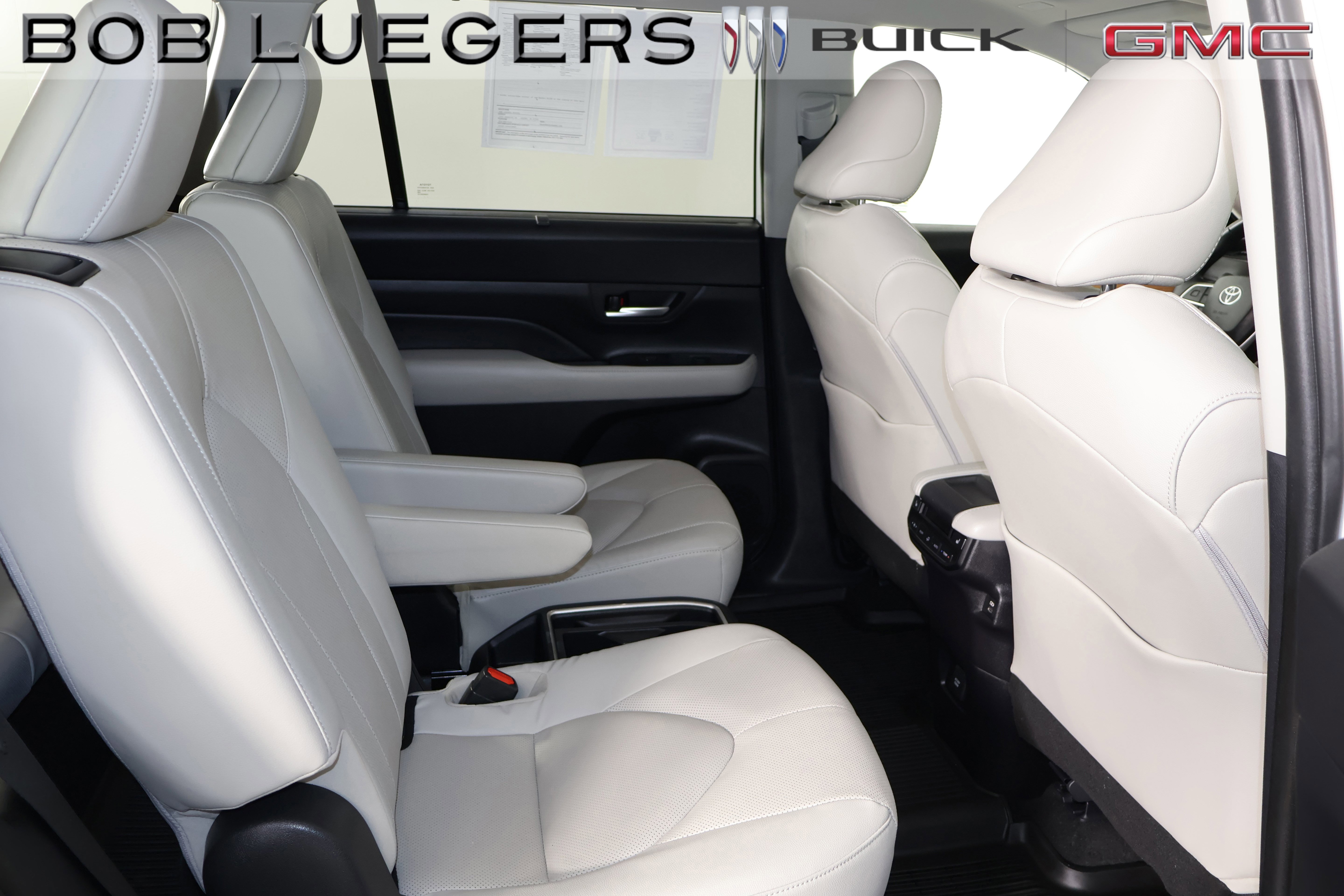 Used 2024 Toyota Grand Highlander XLE image 15