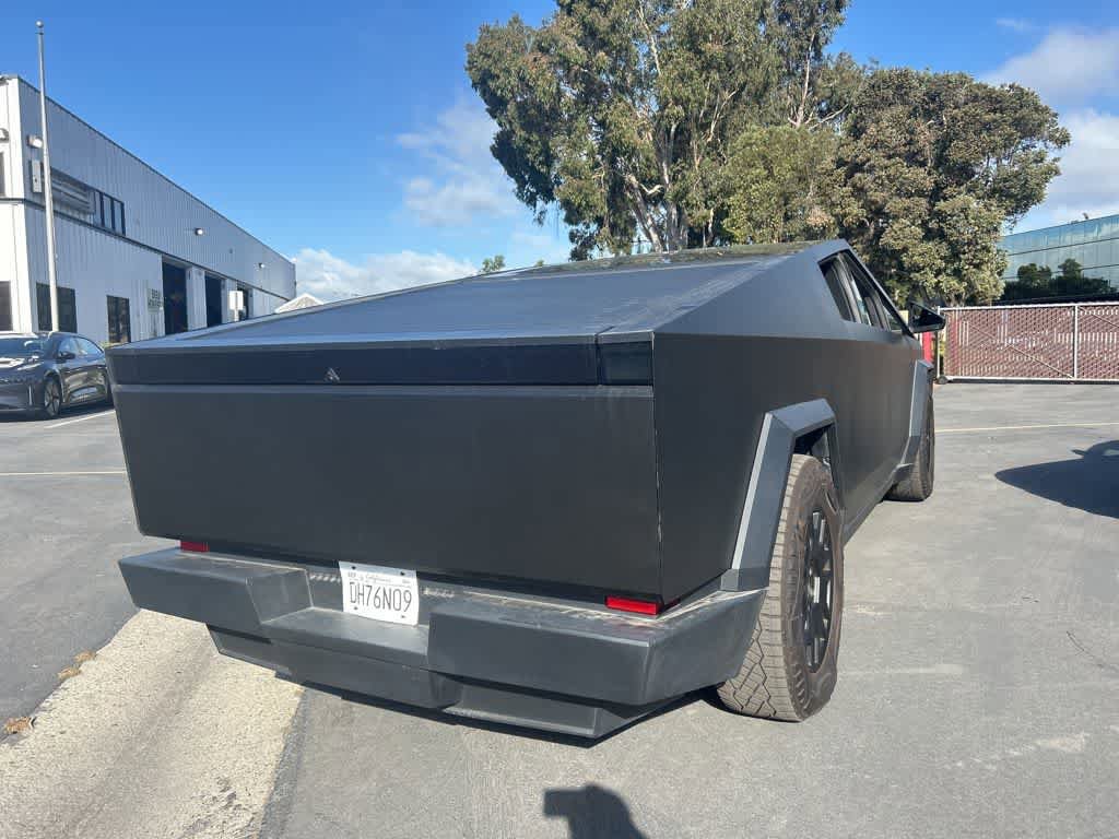 Used 2024 Tesla Cybertruck AWD Crew Cab image 3