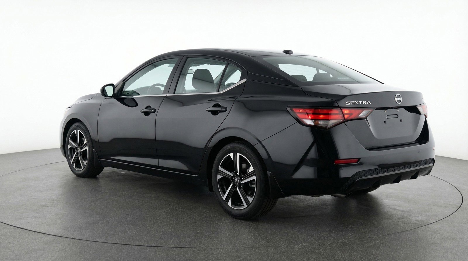 Used 2025 Nissan Sentra SV image 6