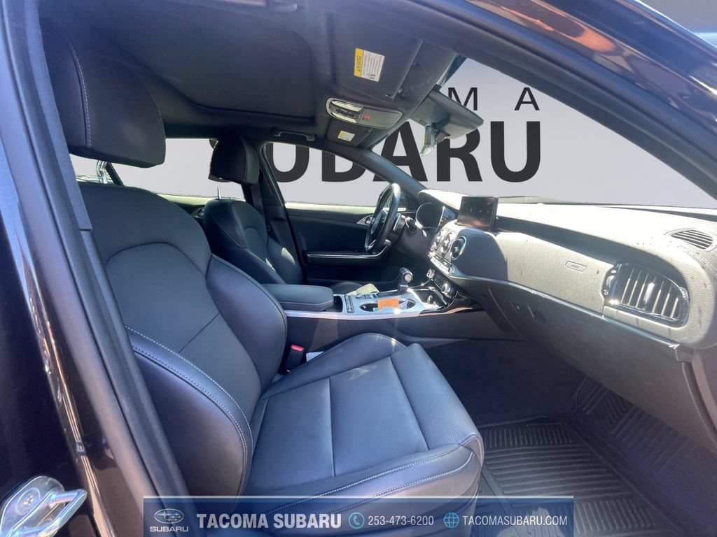 Used 2022 Kia Stinger GT1 AWD/4WD image 17