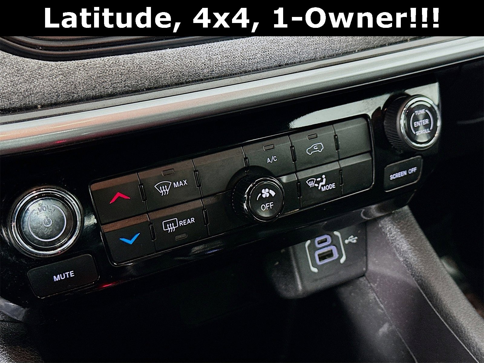 Used 2023 Jeep Compass Latitude w/ Sun and Sound Group image 16