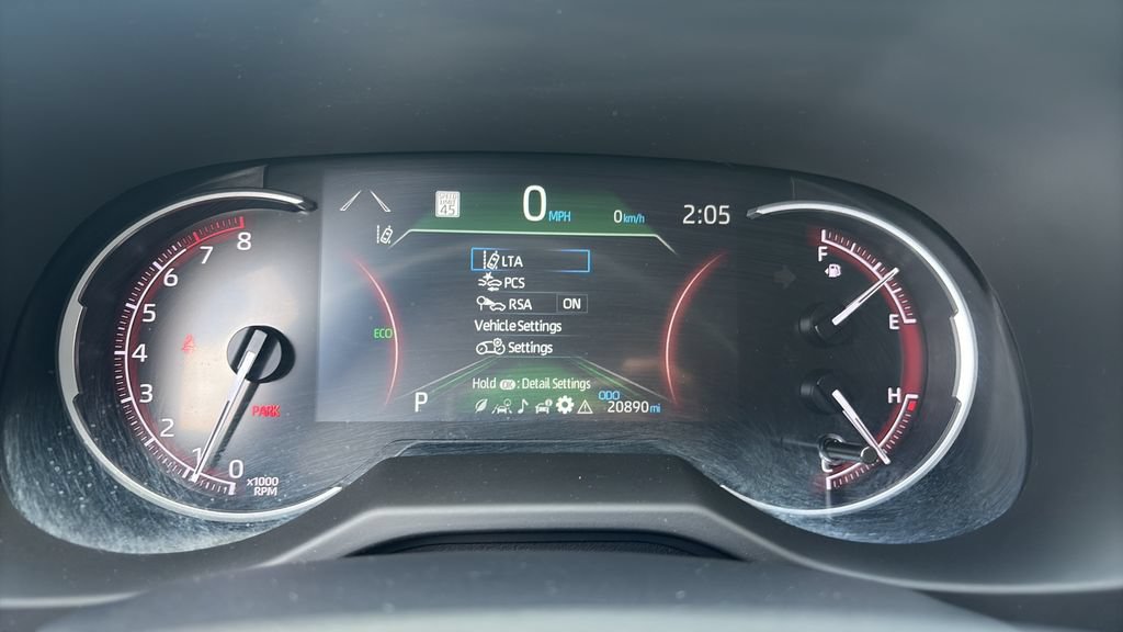 Used 2024 Toyota RAV4 LE FWD image 22